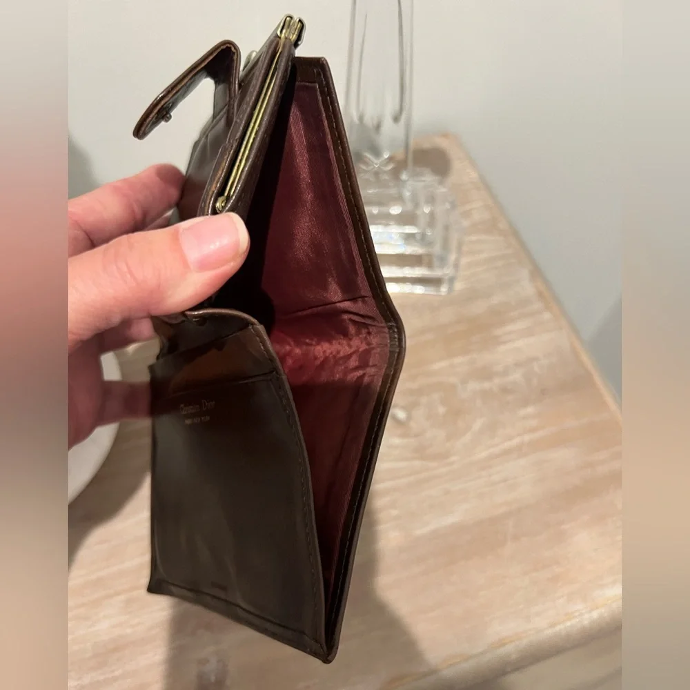 Christian Dior Vintage kiss lock wallet